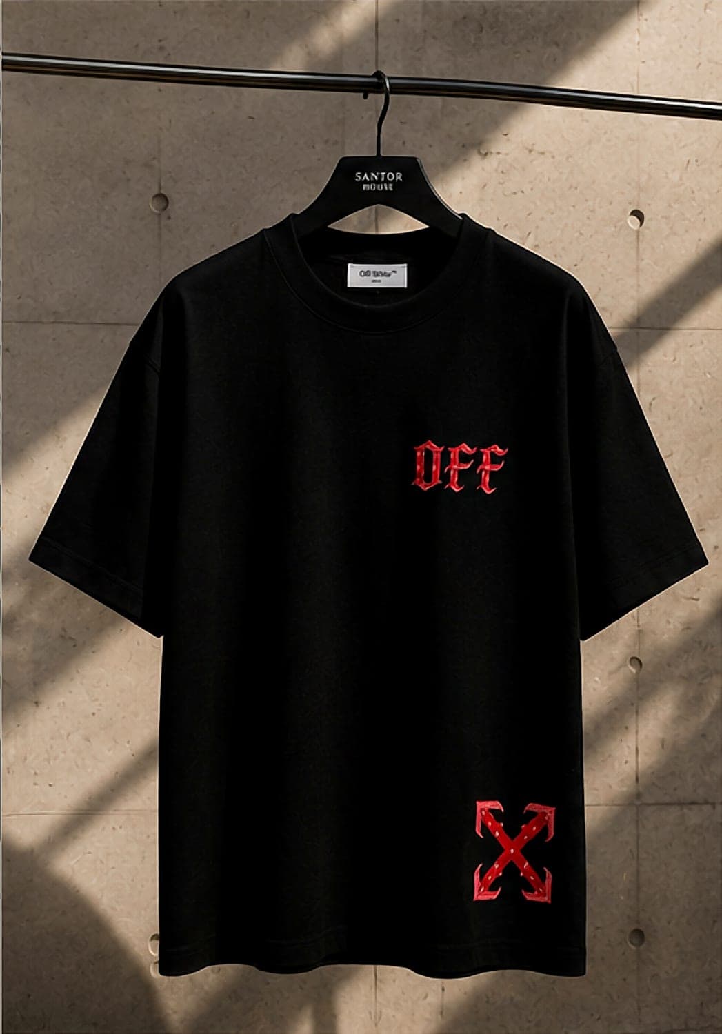 Off-White — Flechas Escarlata